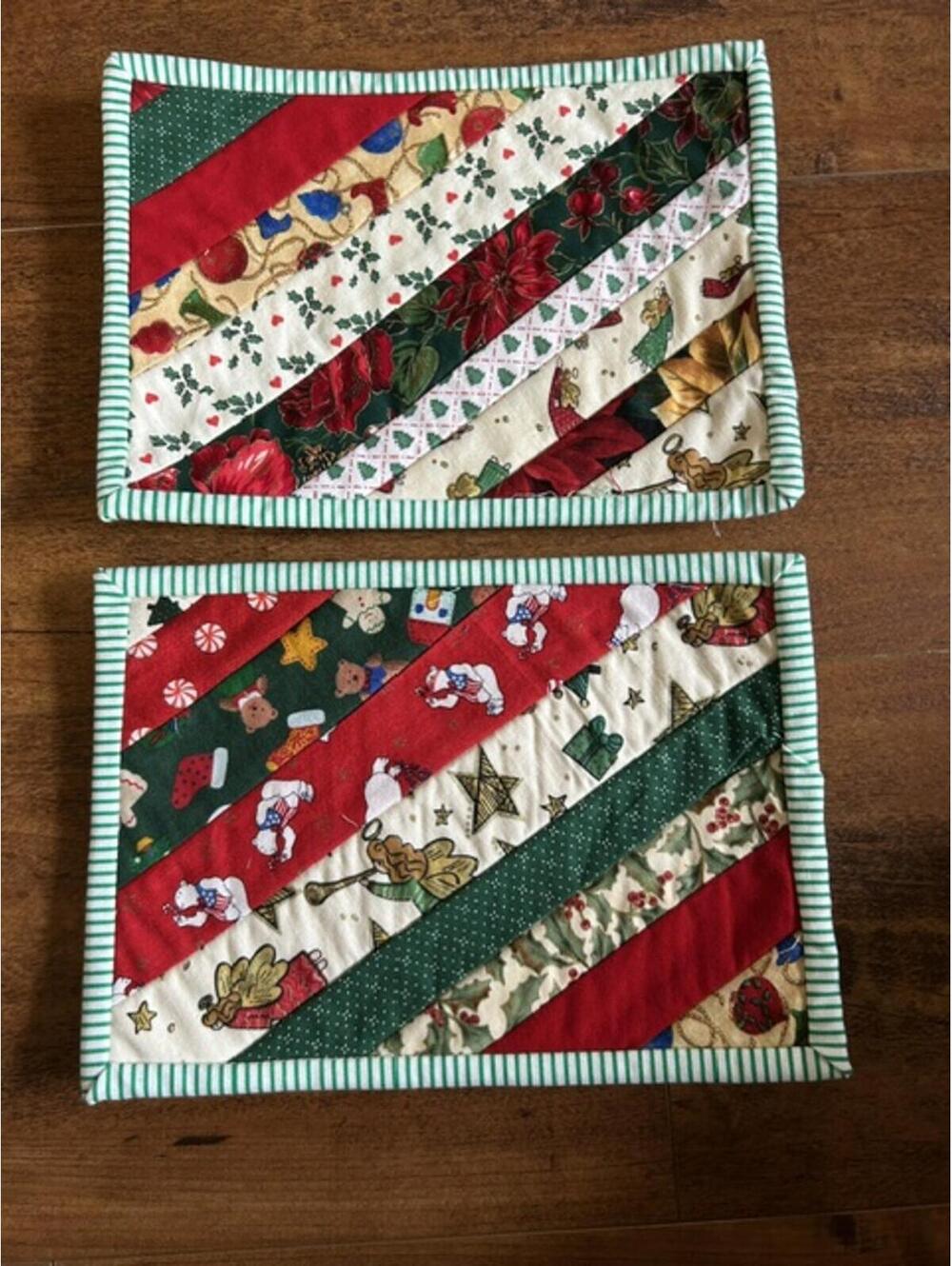 Handmade Christmas Patchwork Quilted Pot Holders Set of 2